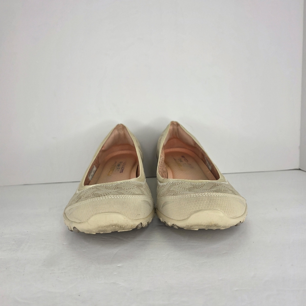 Skechers Relaxed Fit Savvy Women’s Beige Loafer Slip On Comfort Wedge  Size 9 - Picture 4 of 14